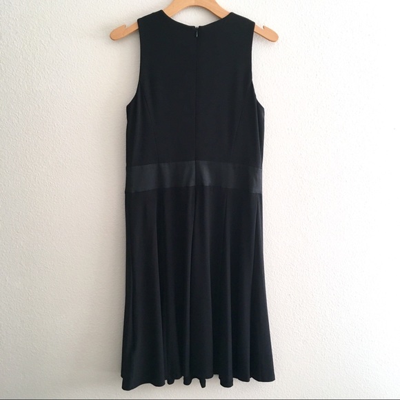 Lauren Ralph Lauren Black Dress Sz 8 Bead neckline - Picture 2 of 8